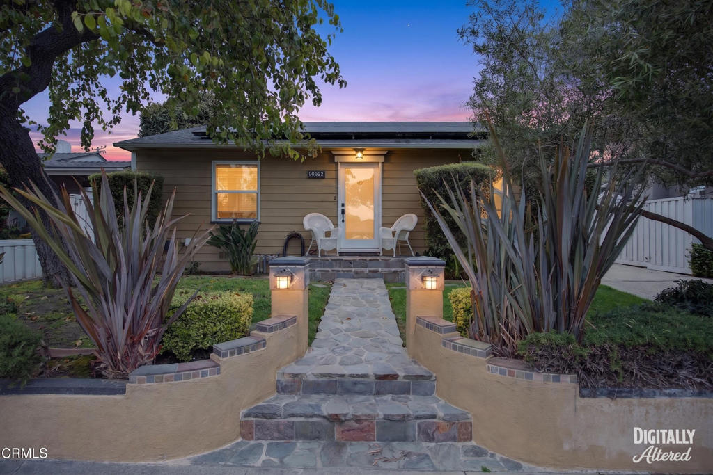 80 S Seaward Avenue, Ventura, CA 93003 — photo 1