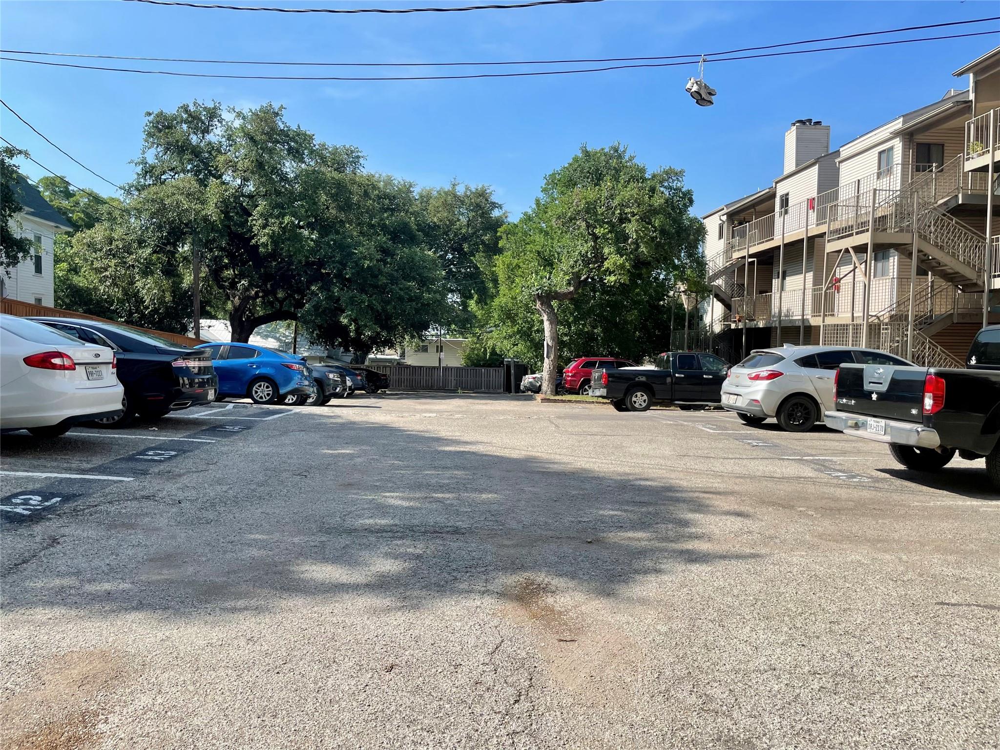 310 Pat Garrison, San Marcos, TX 78666 — photo 1