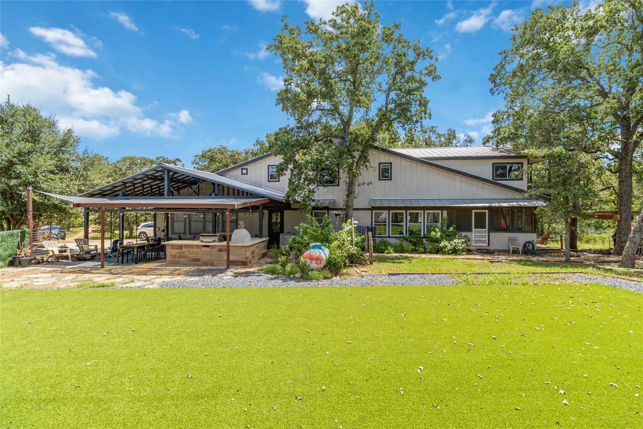 180 Ironstone, Smithville, TX 78957 — photo 1