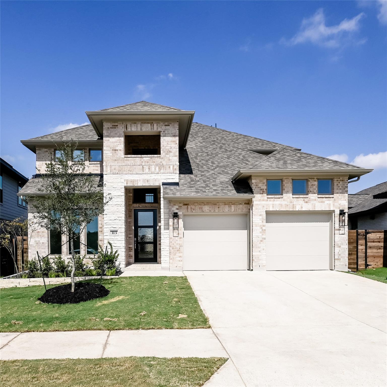 313 Melody, Lockhart, TX 78644 — photo 1