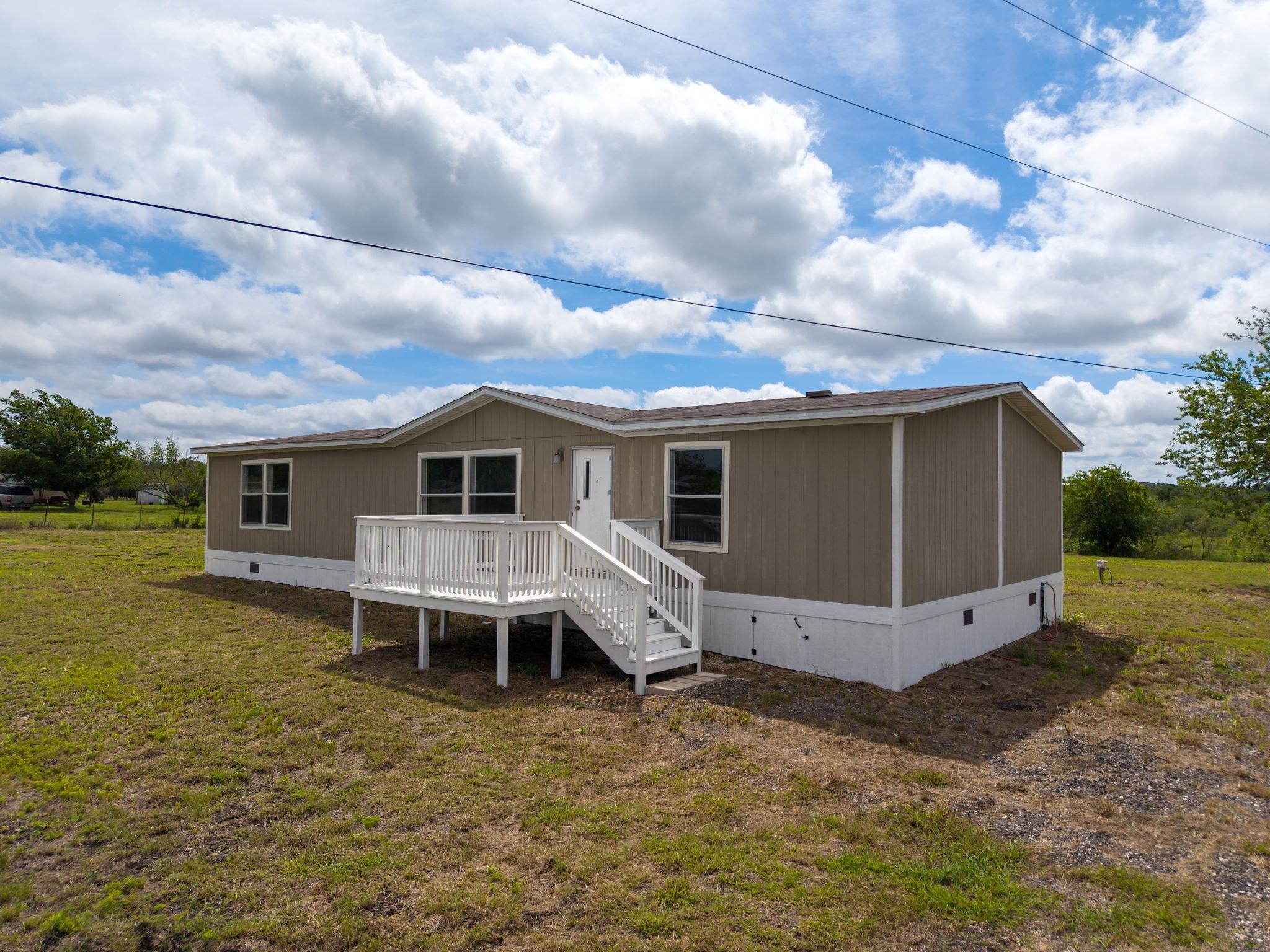 107 Appaloosa, Kyle, TX 78640 — photo 1