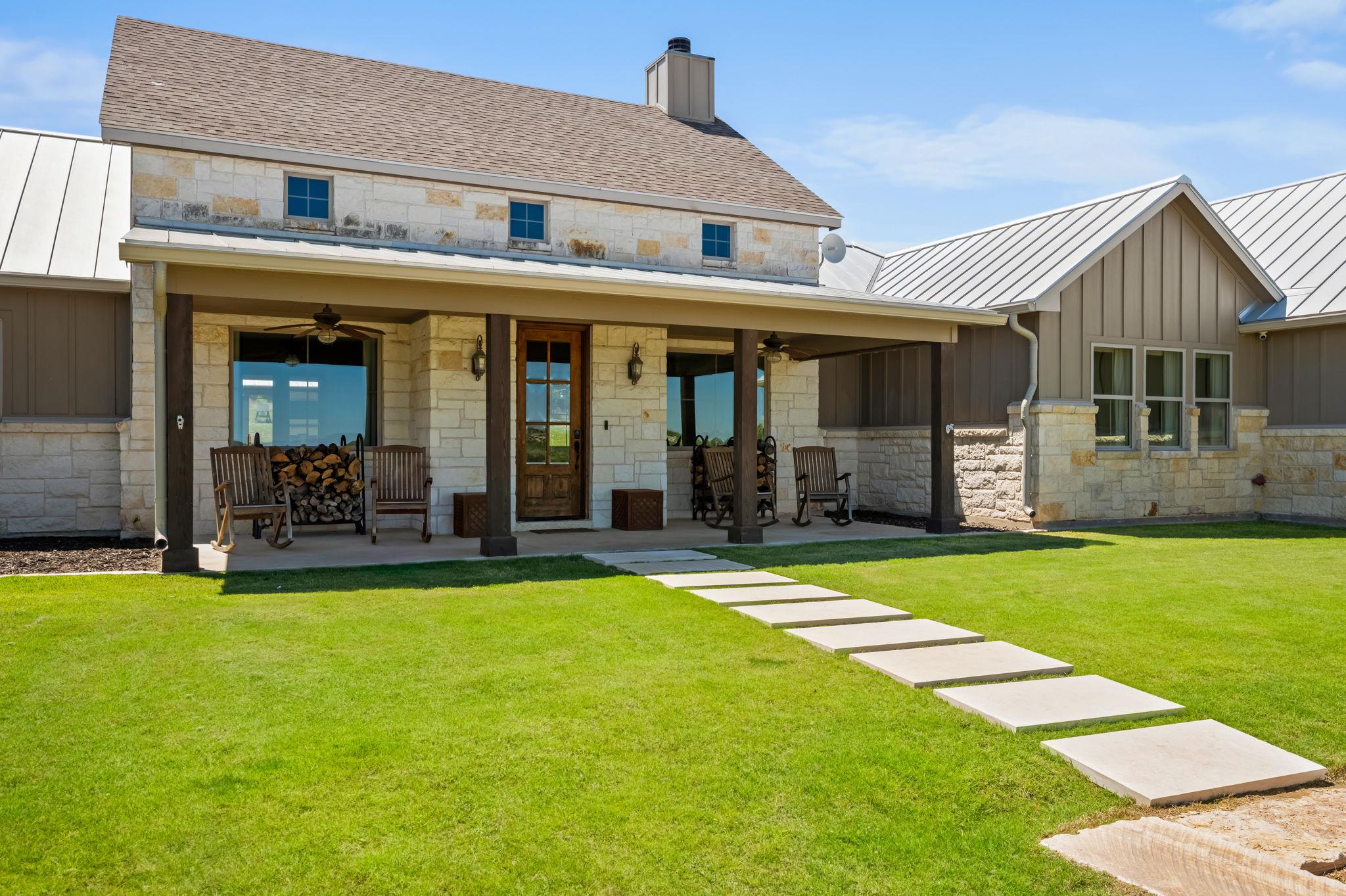 283 Soaring Eagles, Fredericksburg, TX 78624 — photo 1