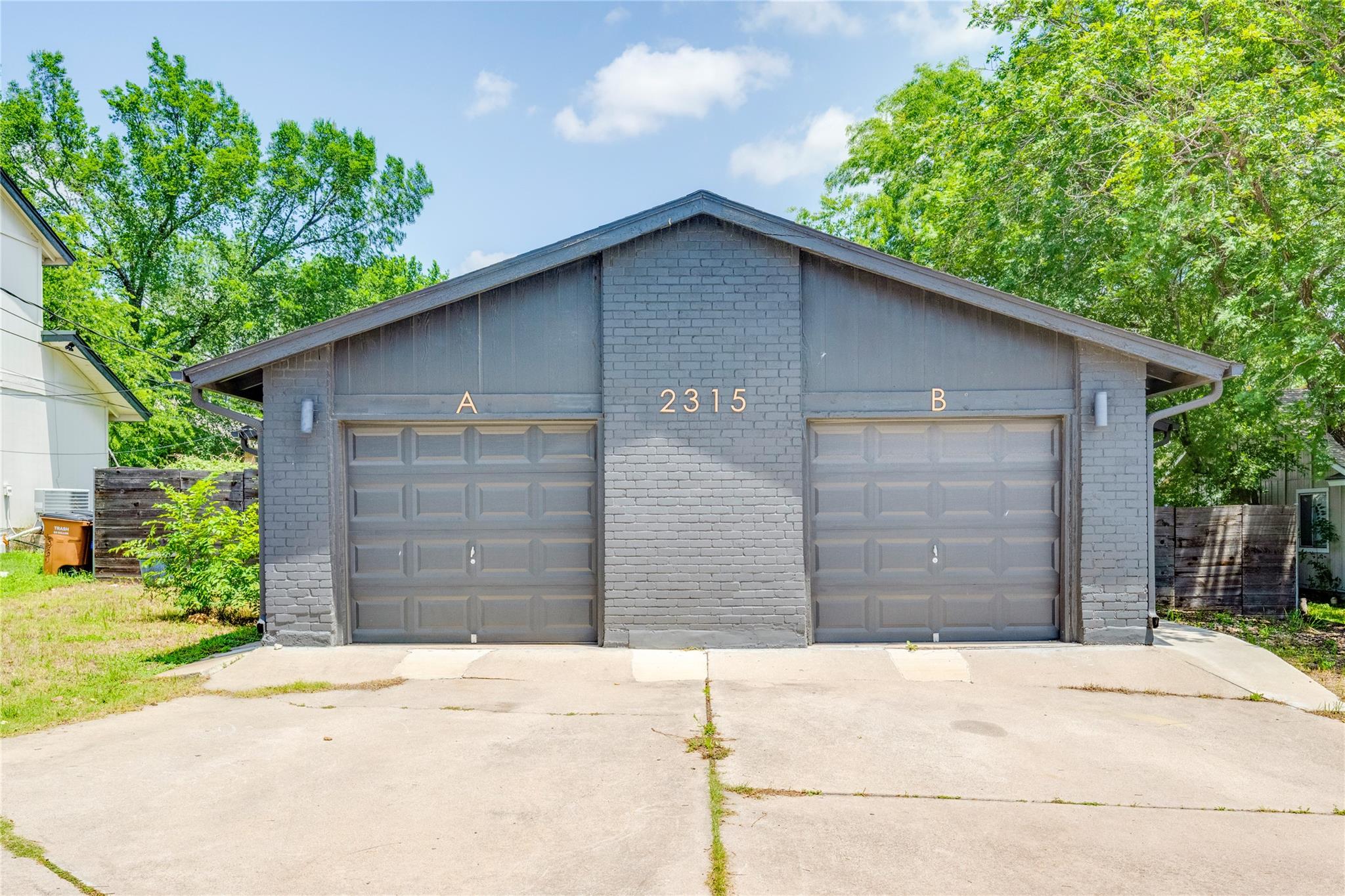 2315 Burleson, Austin, TX 78741 — photo 1