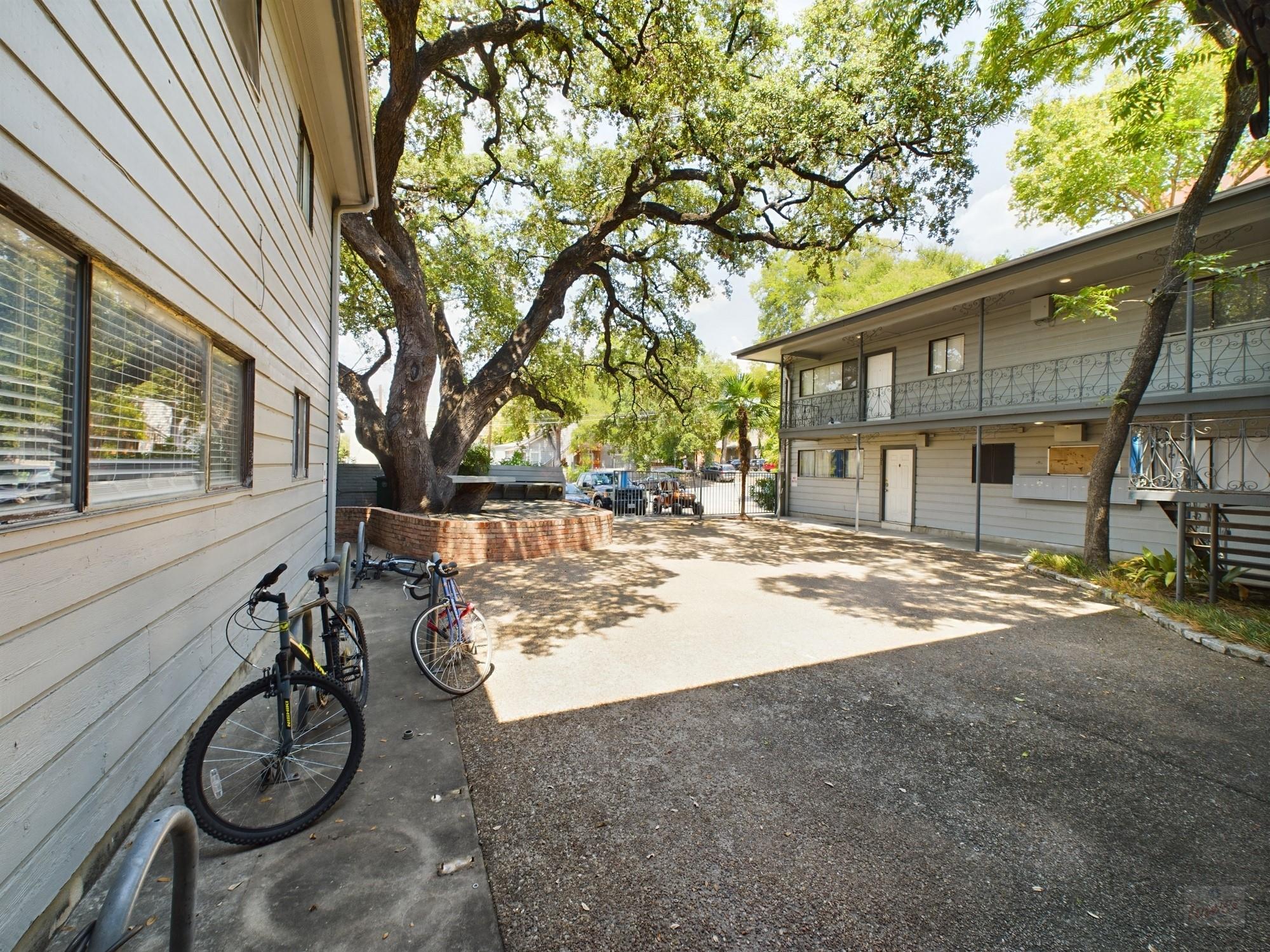 803 28th, Austin, TX 78705 — photo 1