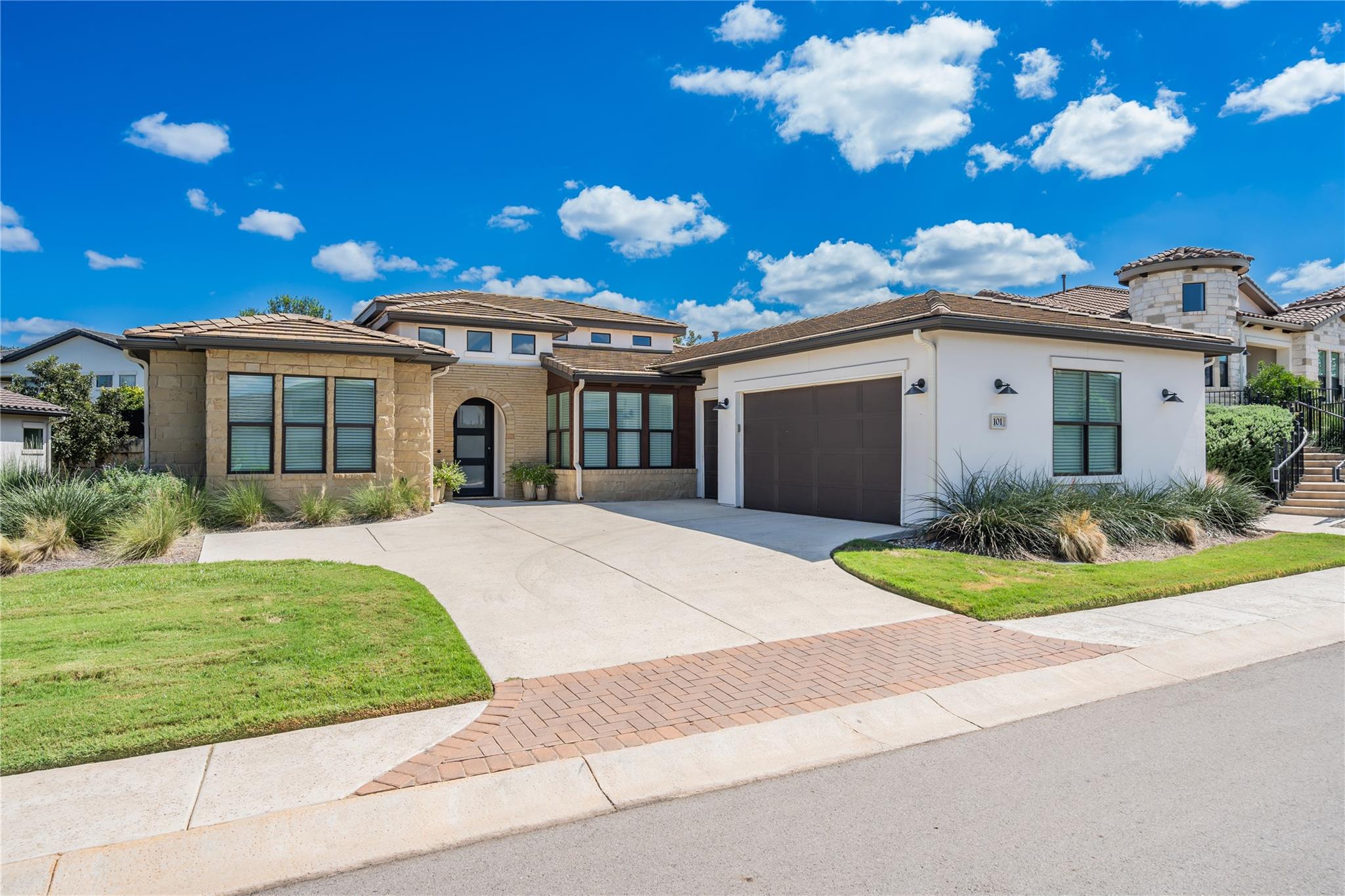 101 Belforte, Horseshoe Bay, TX 78657 — photo 1
