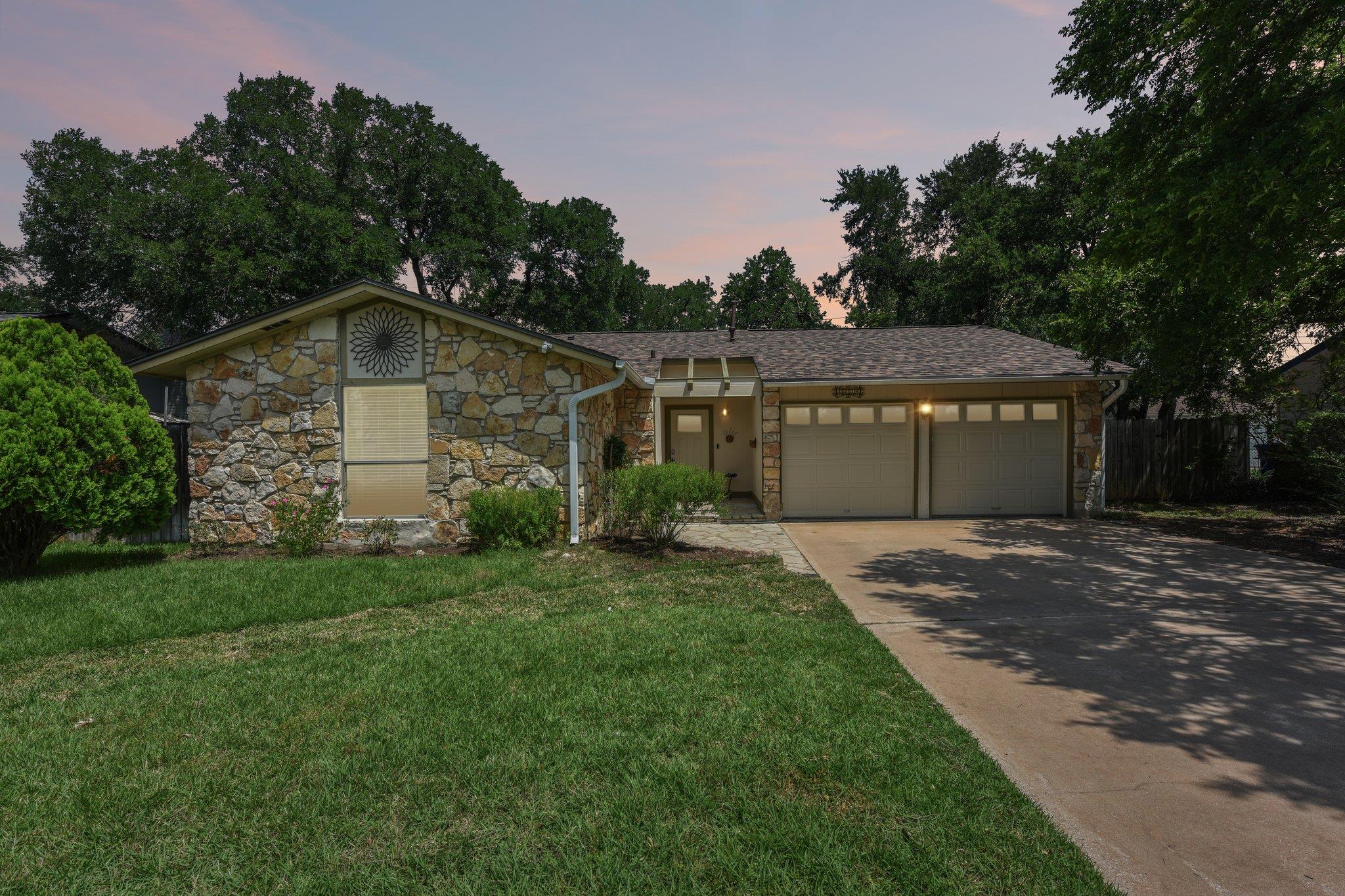 1204 Glen, Round Rock, TX 78681 — photo 1