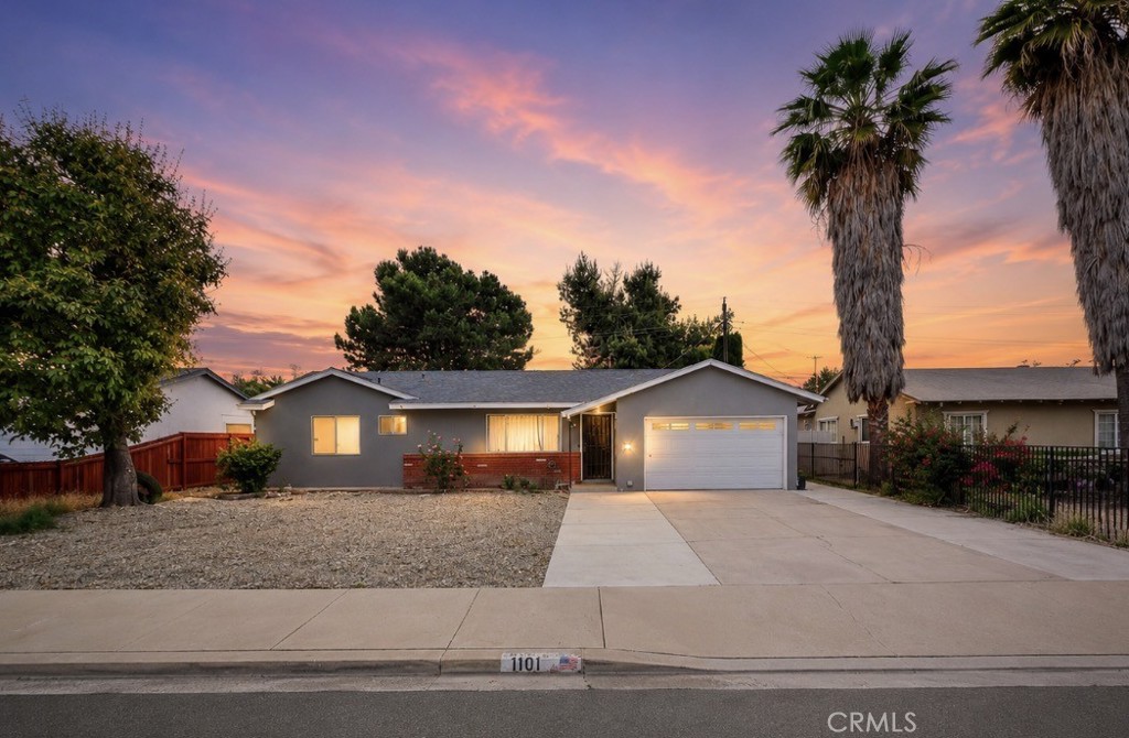 1101 Val Verde, Hemet, CA 92543 — photo 1