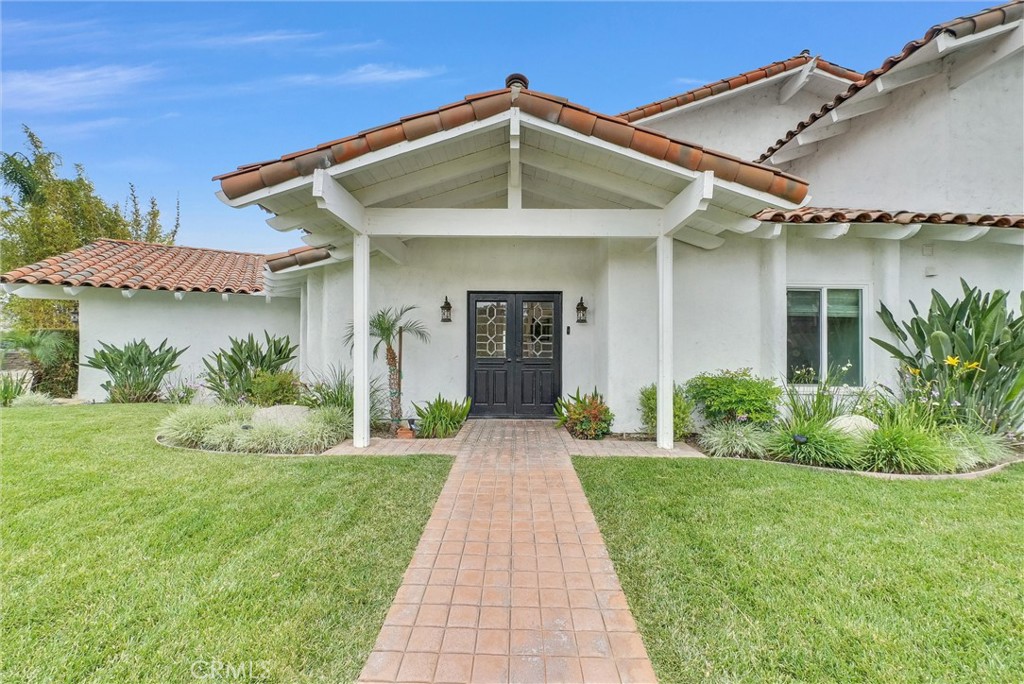29795 Eagle Point, Canyon Lake, CA 92587 — photo 1