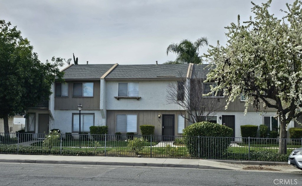 1015 Clark Street, Riverside, CA 92501 — photo 1