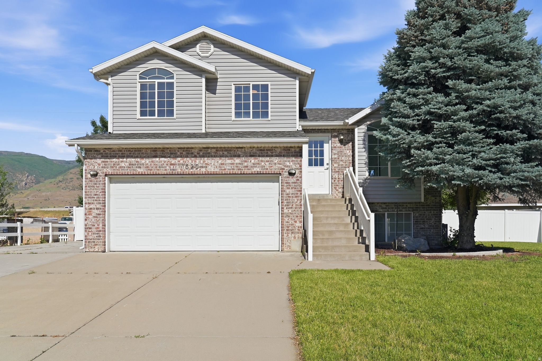 1520 N 550 W, West Bountiful, UT 84087 — photo 1