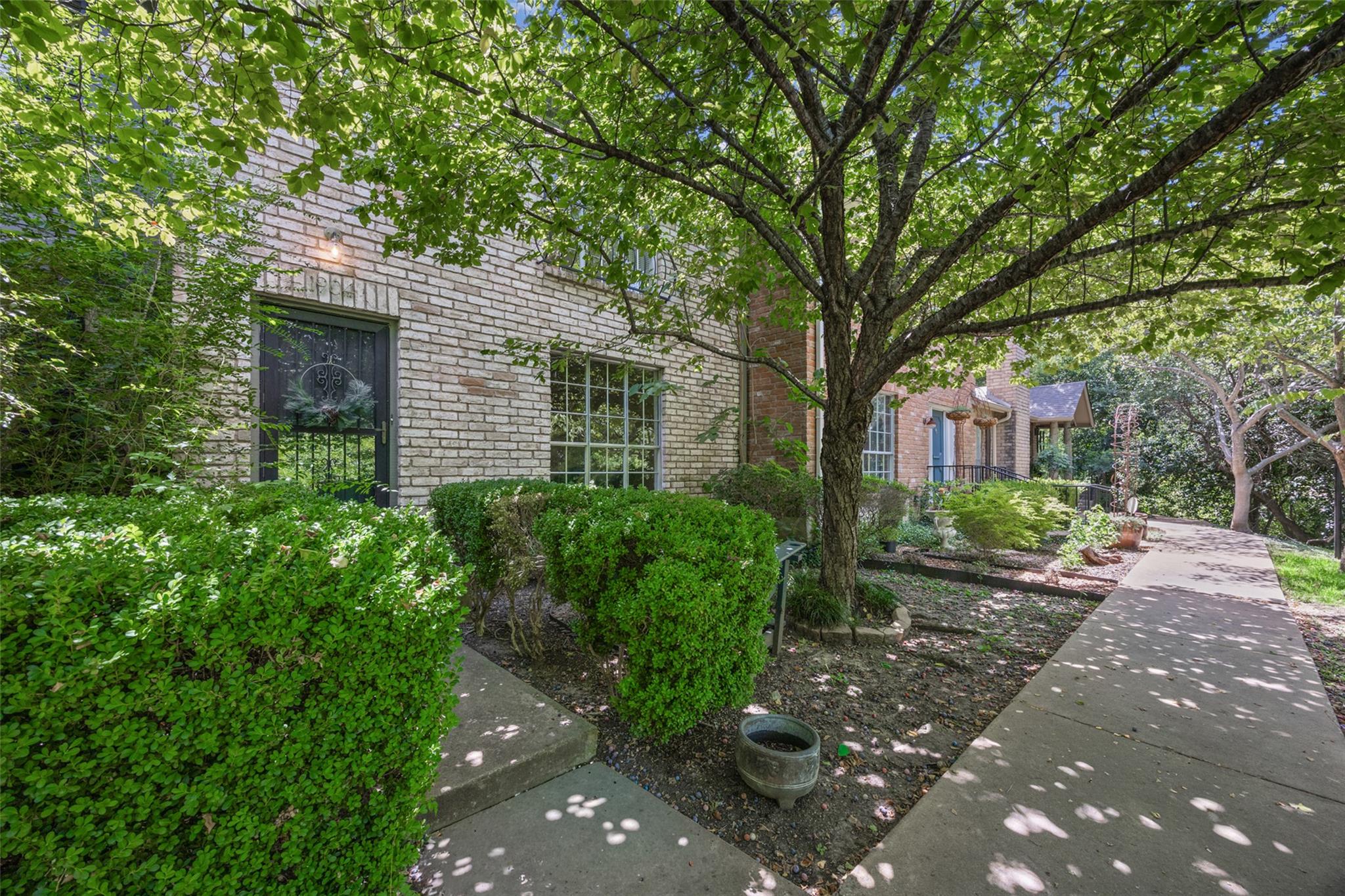 1904  Rosetti Dr  #109, Austin, TX 78752 — photo 1