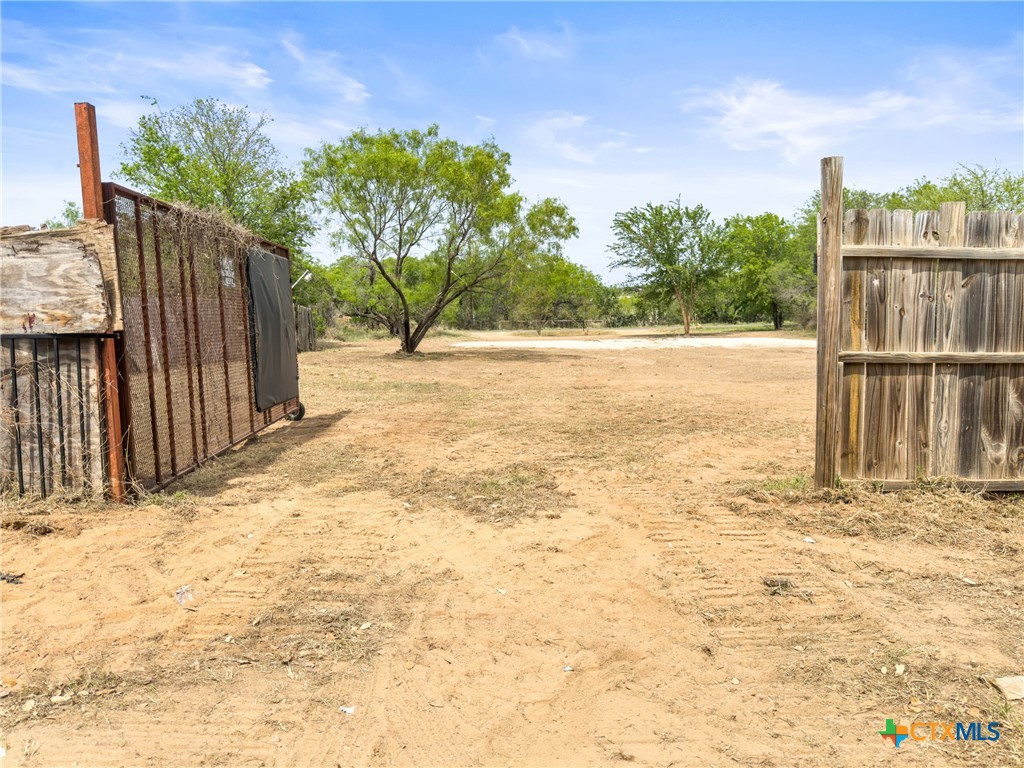 302 Seneca Drive, Burnet, TX 78611 — photo 1