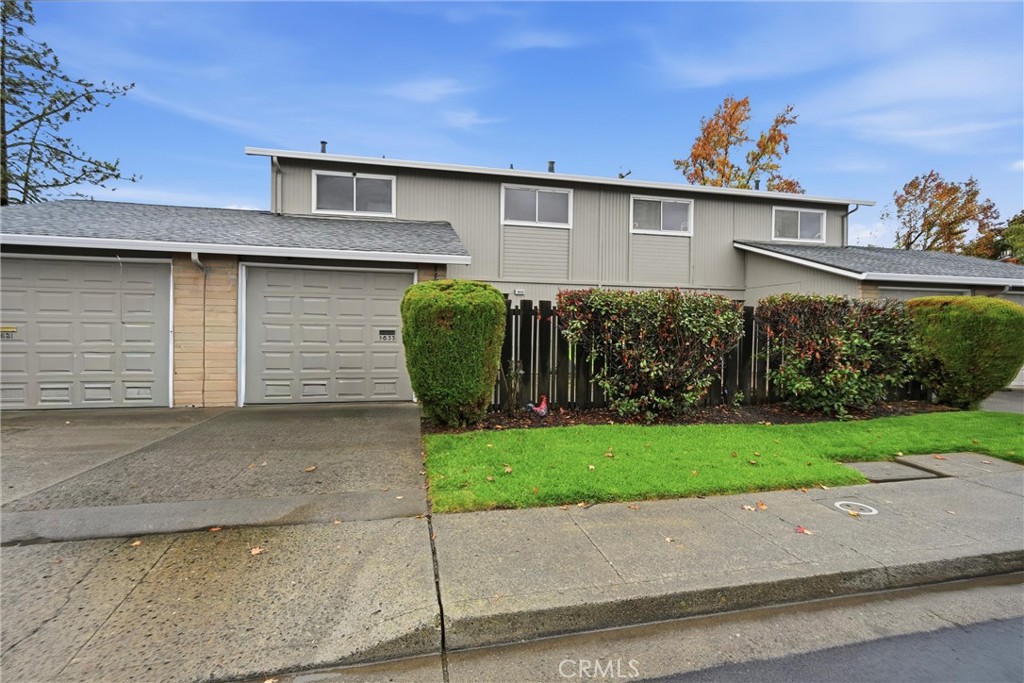 1633 Montana Vista, Lakeport, CA 95453 — photo 1