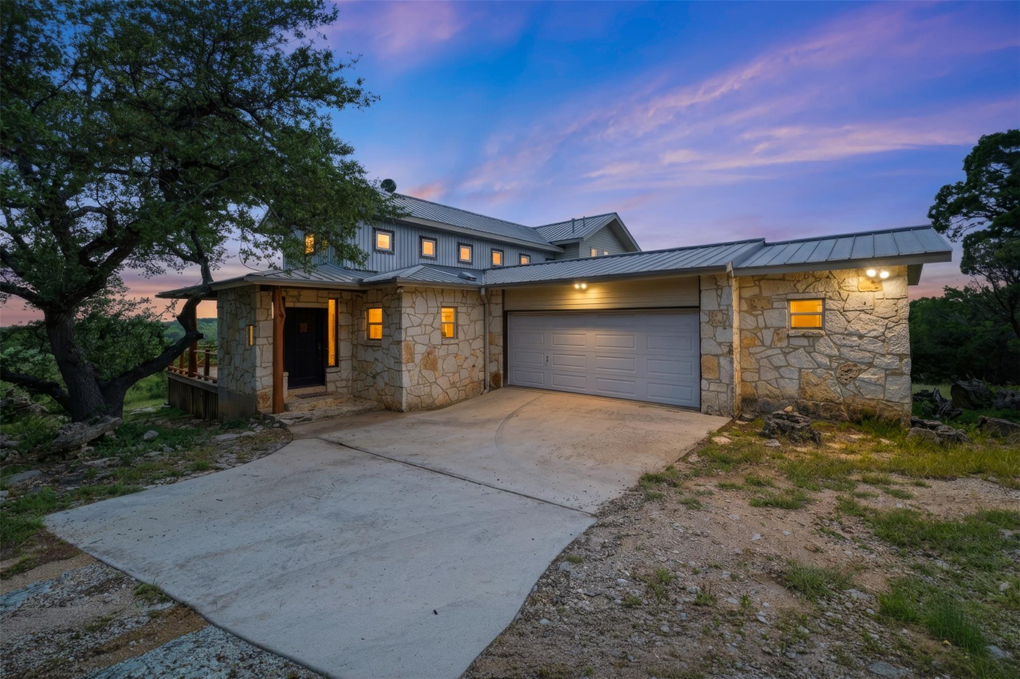 700 Skyline Ridge Lookout, Wimberley, TX 78676 — photo 1