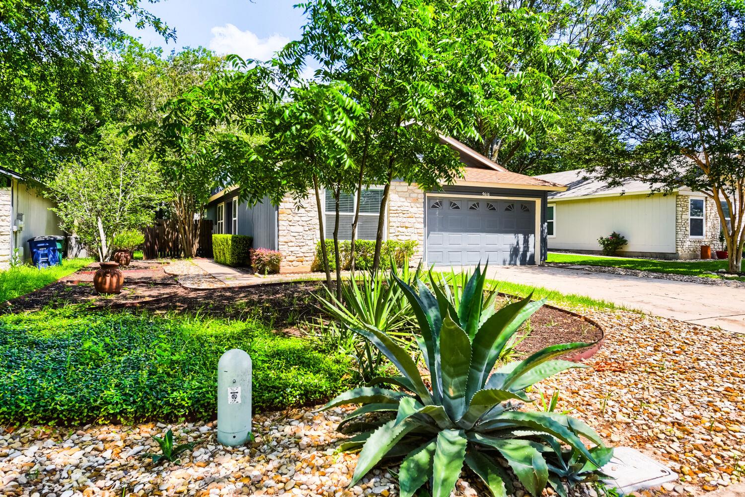 9616 Holly Springs, Austin, TX 78748 — photo 1