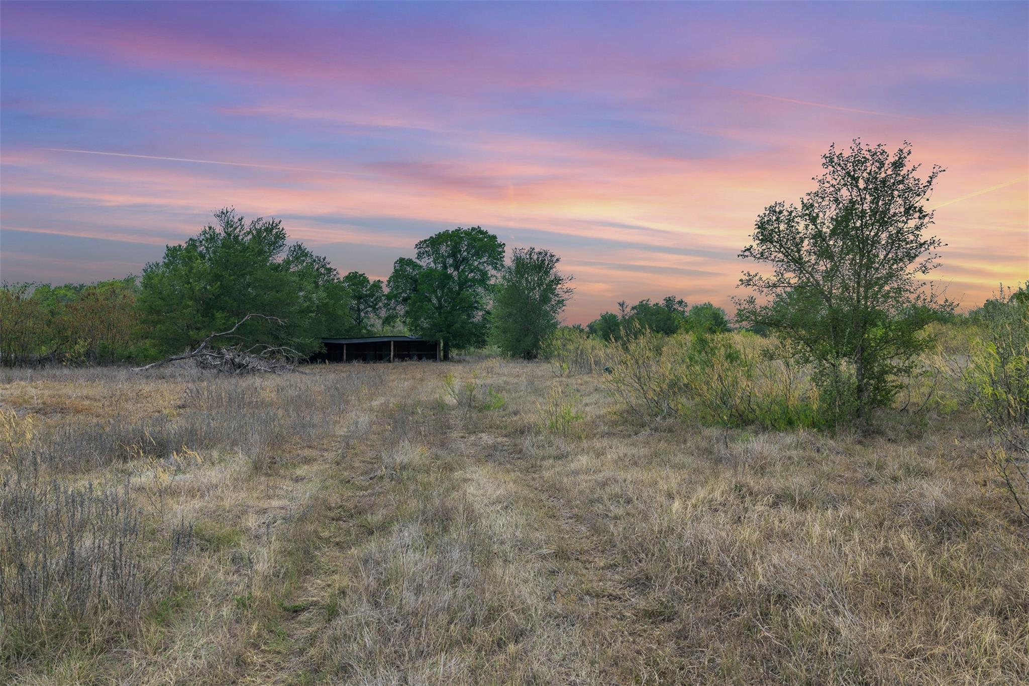 579 Lower Elgin, Elgin, TX 78621 — photo 1