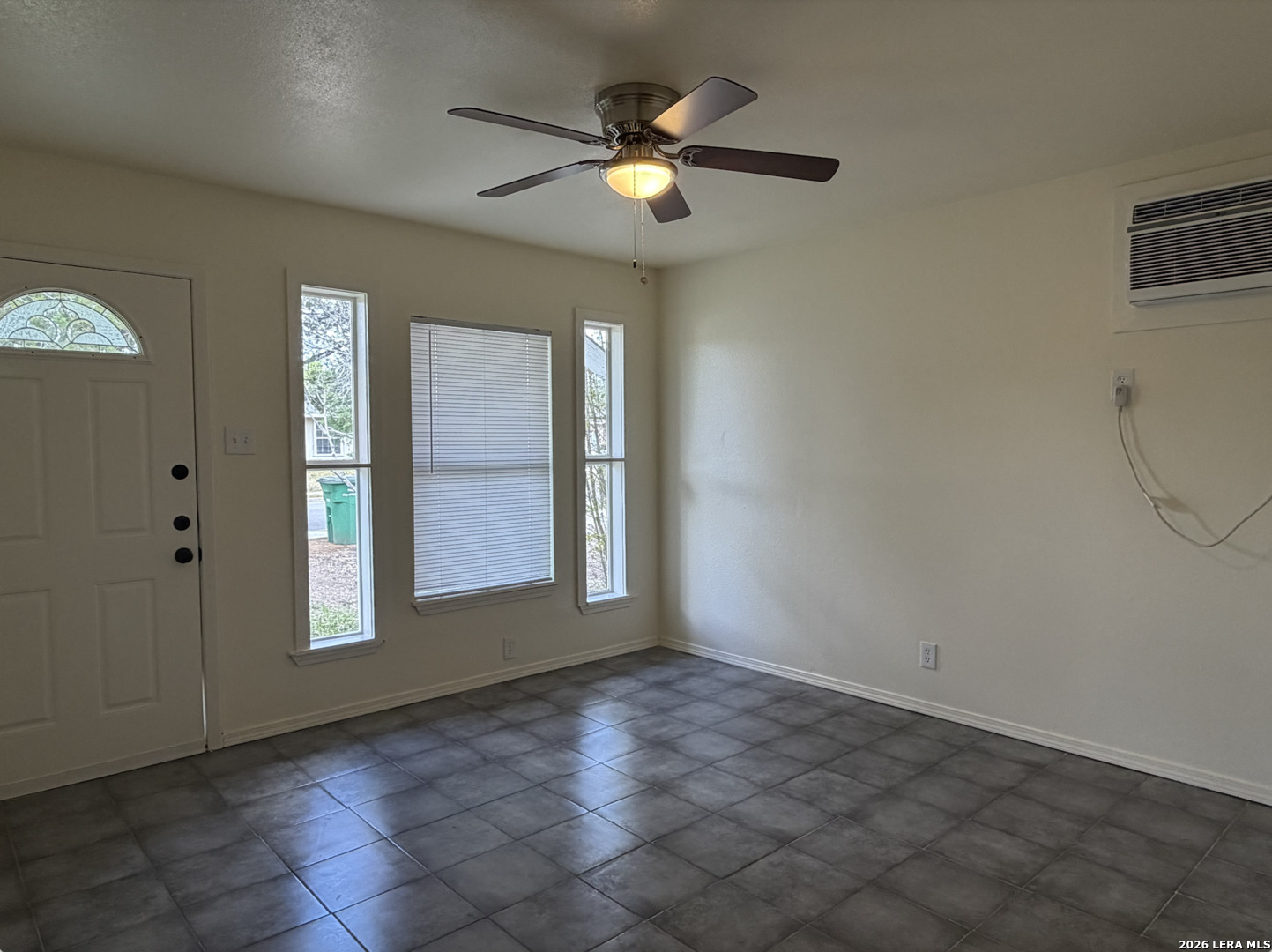 134 ALDRICH DR, ,  78227 — photo 1