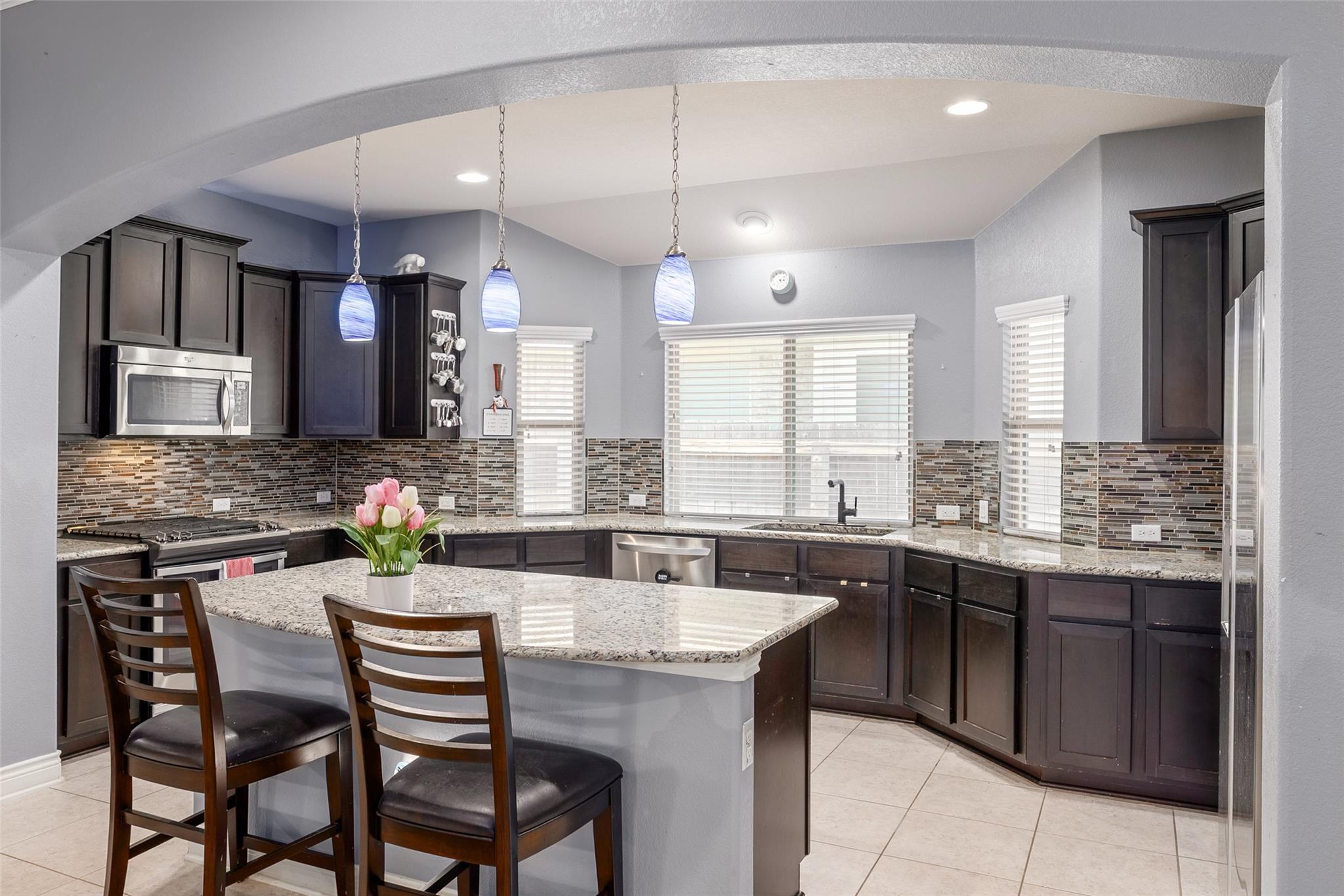 121 Pincea, San Marcos, TX 78666 — photo 1