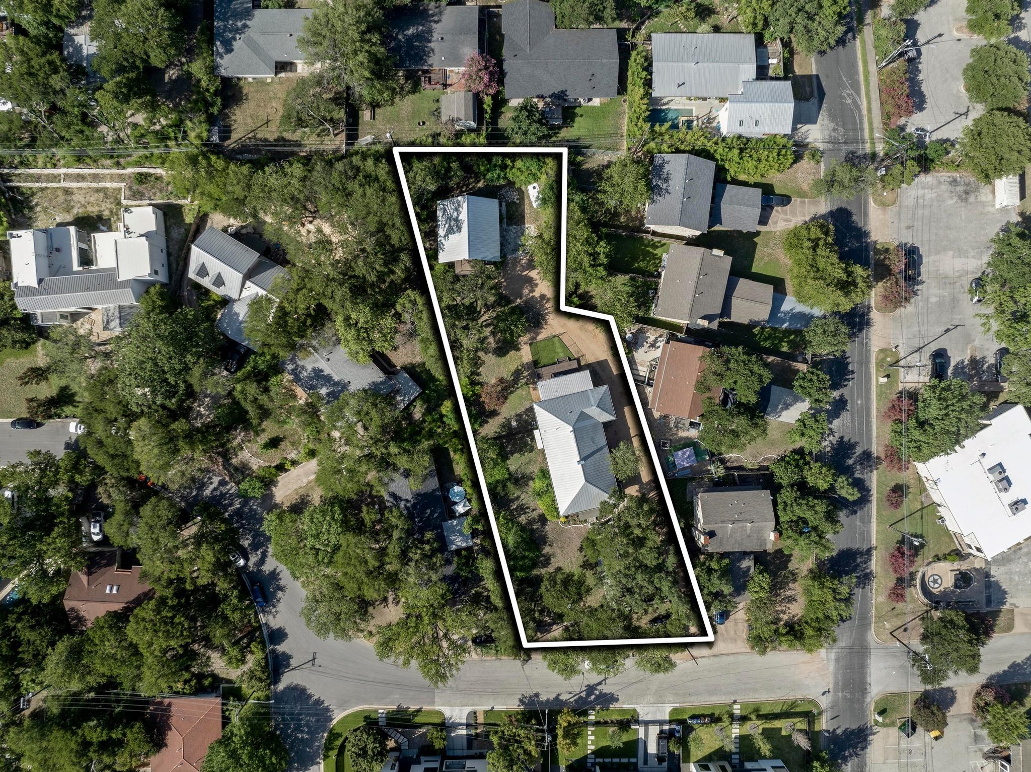 1603  Taylor Gaines St, Austin, TX 78741 — photo 1