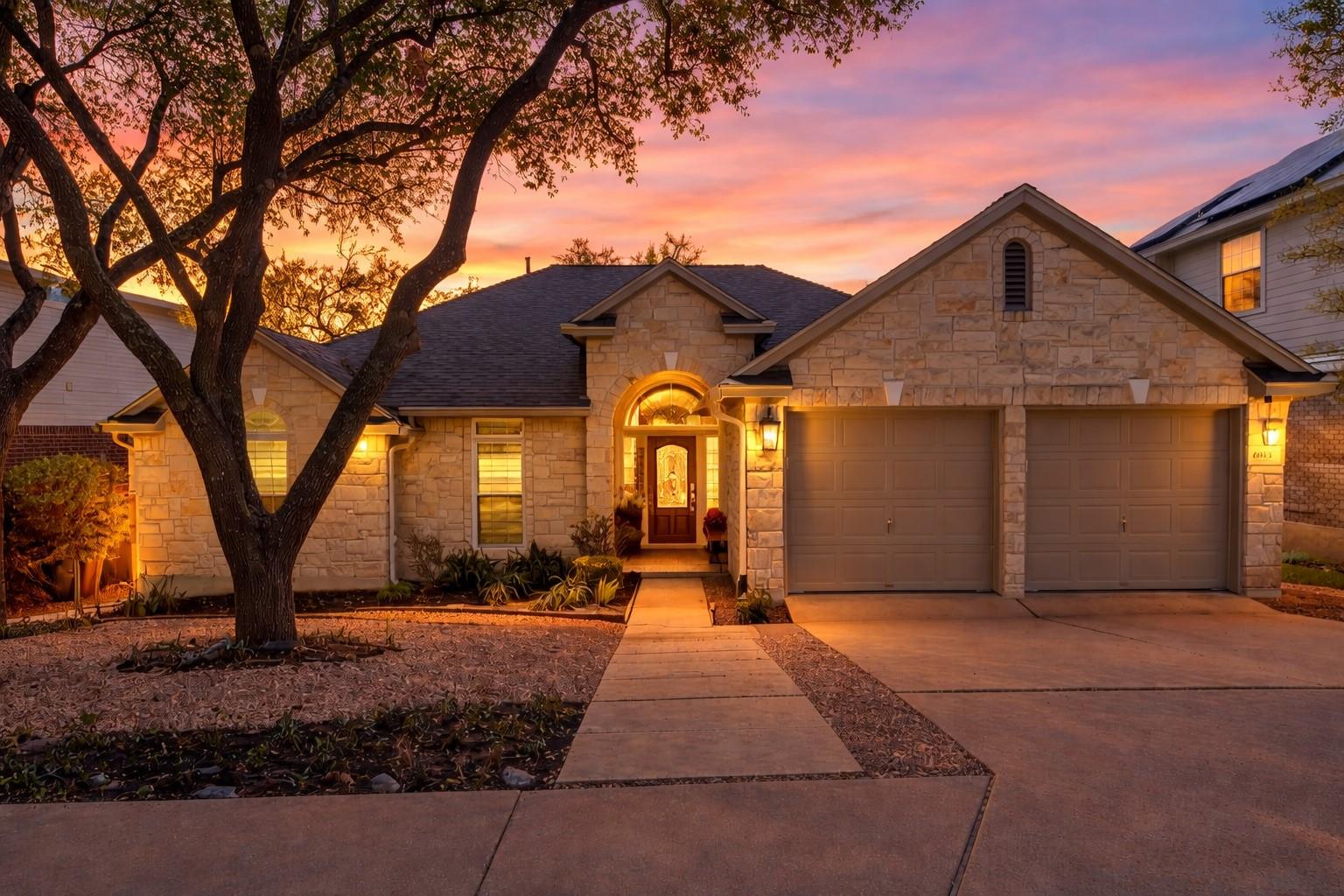 6913 Auckland, Austin, TX 78749 — photo 1