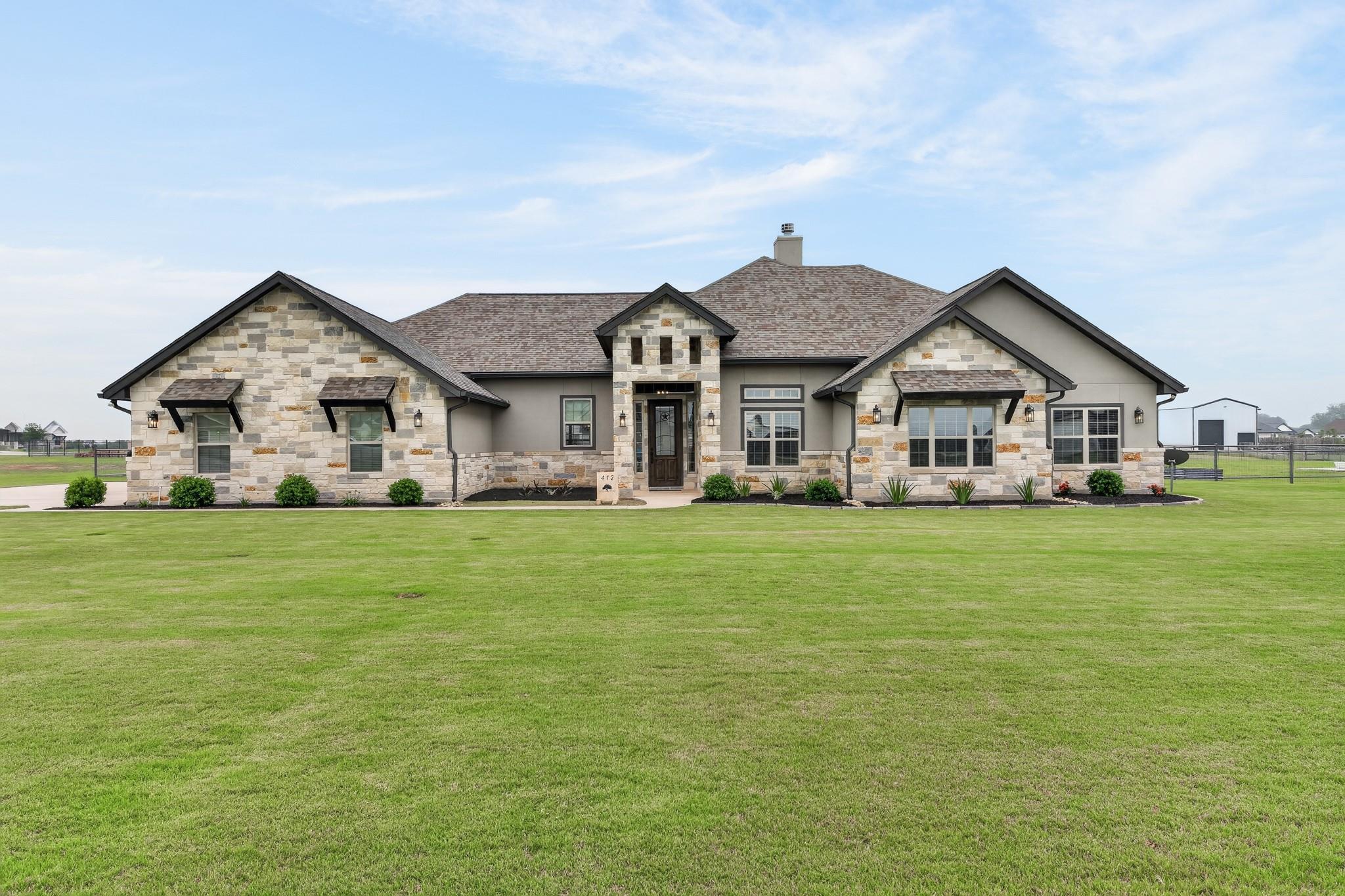 412 Farmstead, Seguin, TX 78155 — photo 1