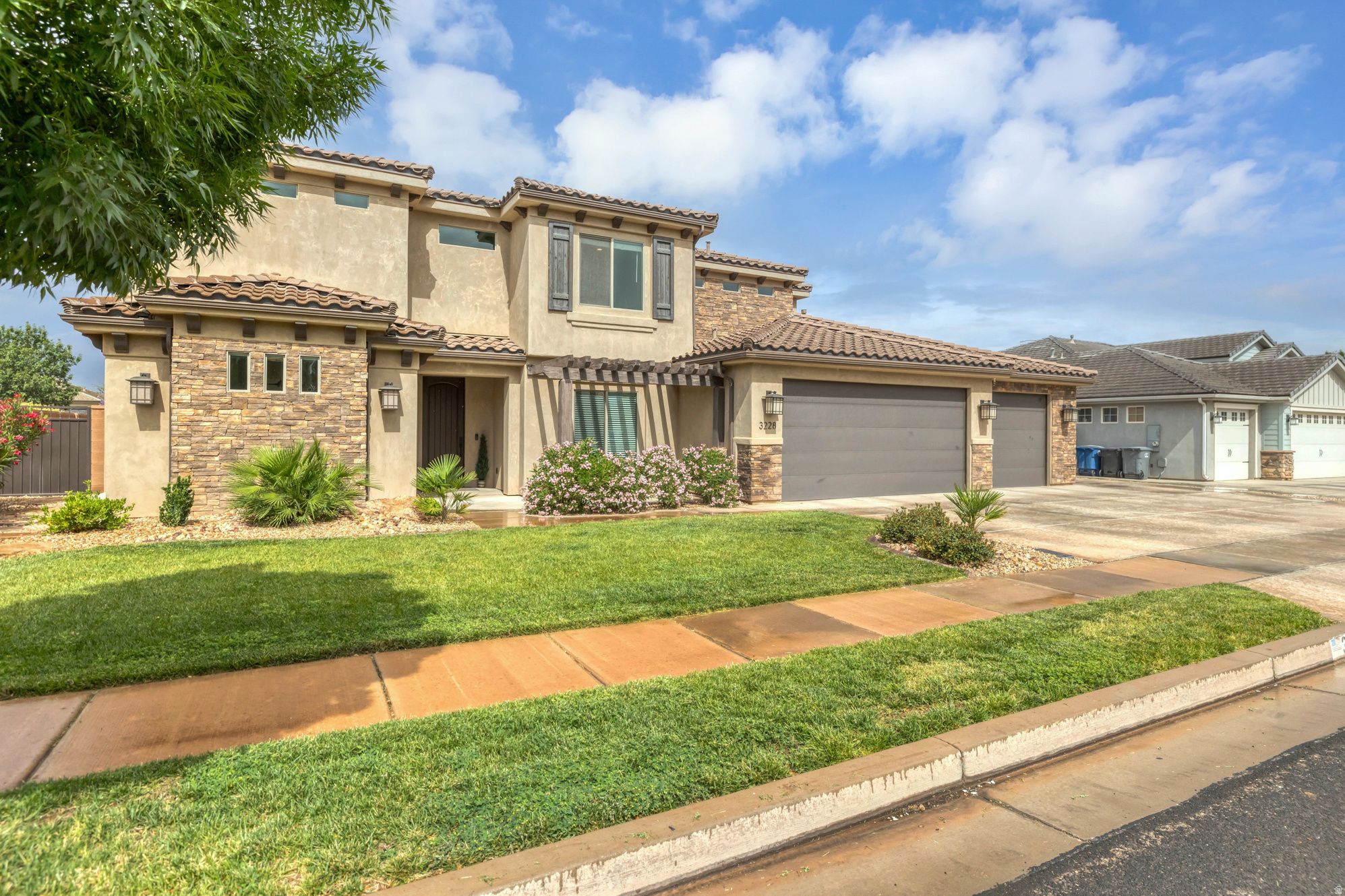 3228 S BLOOMFIELD DR, Washington, UT 84780 — photo 1