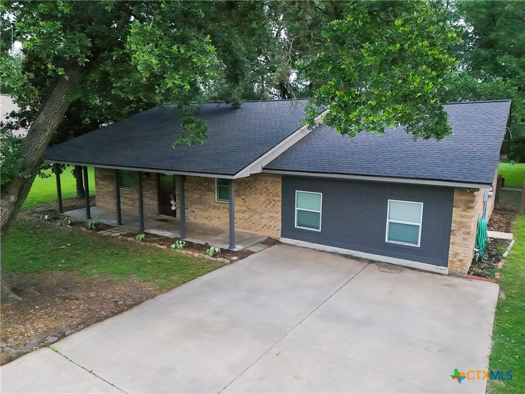 504 Walnut Street, Waller, TX 77484 — photo 1