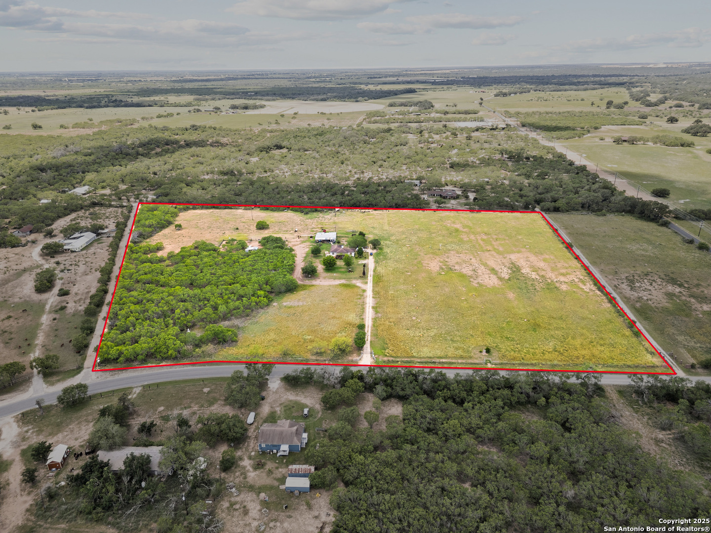 425 OLD PLEASANTON RD, San Antonio, TX 78264 — photo 1