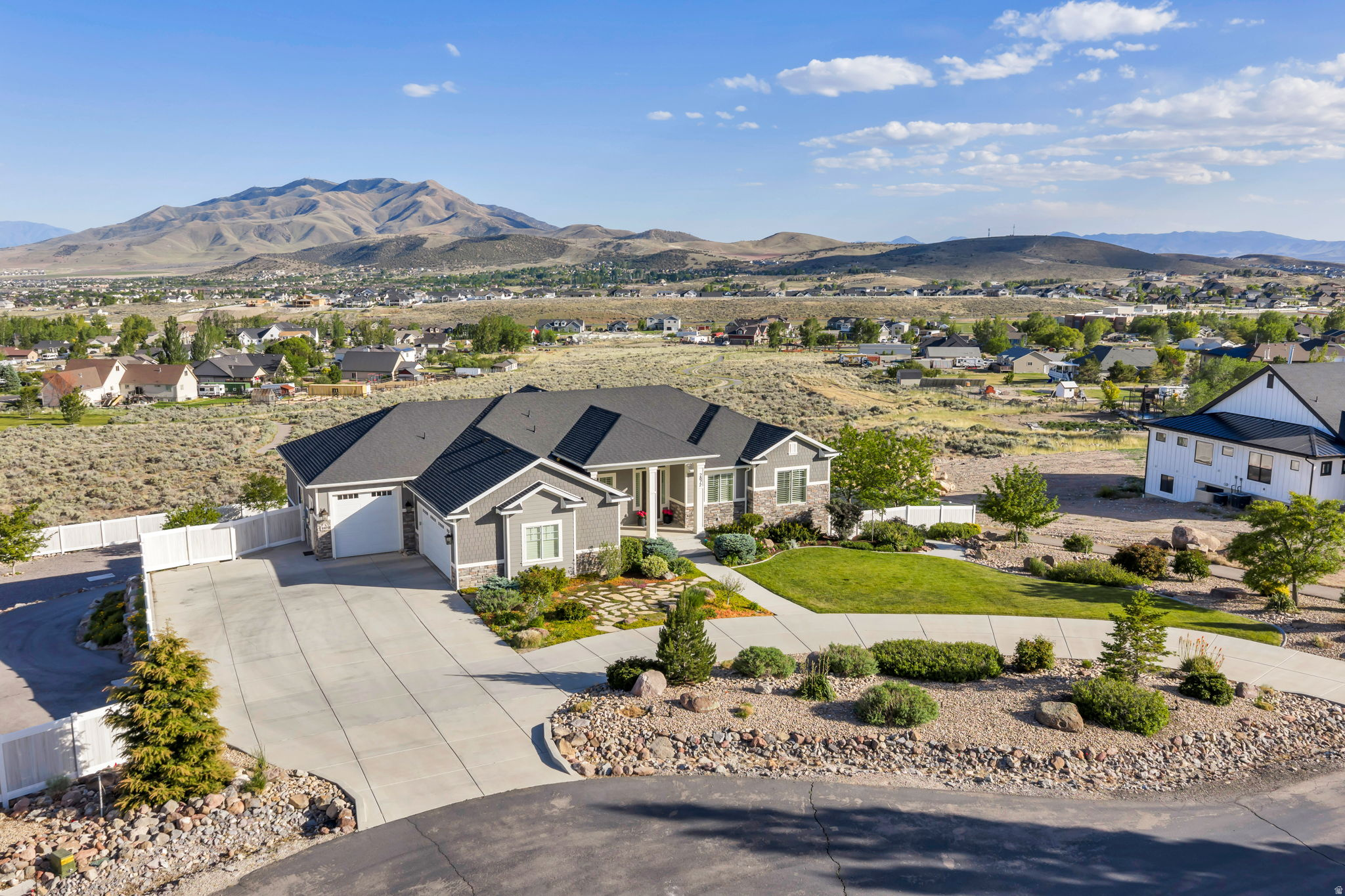 2872 E SORREL DR, Eagle Mountain, UT 84005 — photo 1