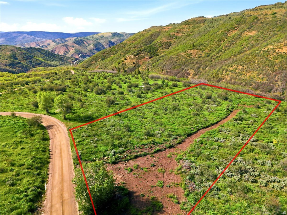 946  MILL RD, Huntsville, UT 84317 — photo 1