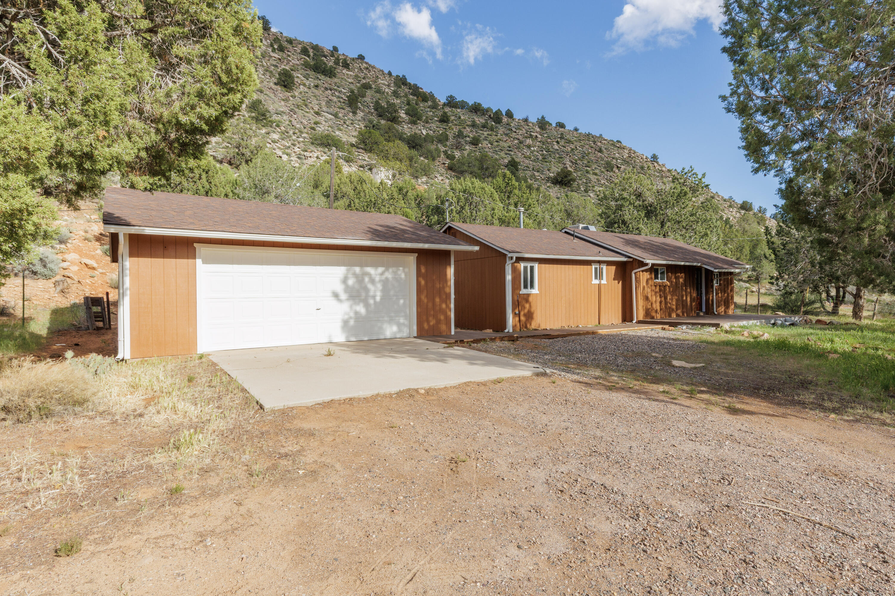 Sand Cove RD, Dammeron Valley, UT 84783 — photo 1