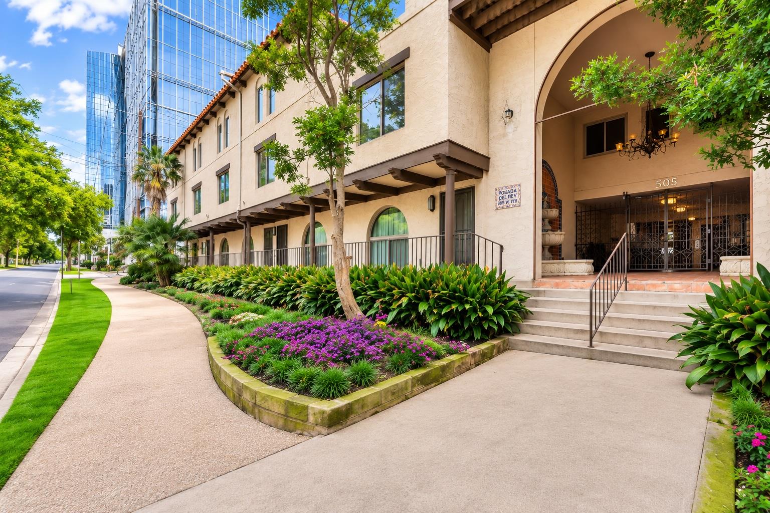 505 W 7th St  #308, Austin, TX 78701 — photo 1