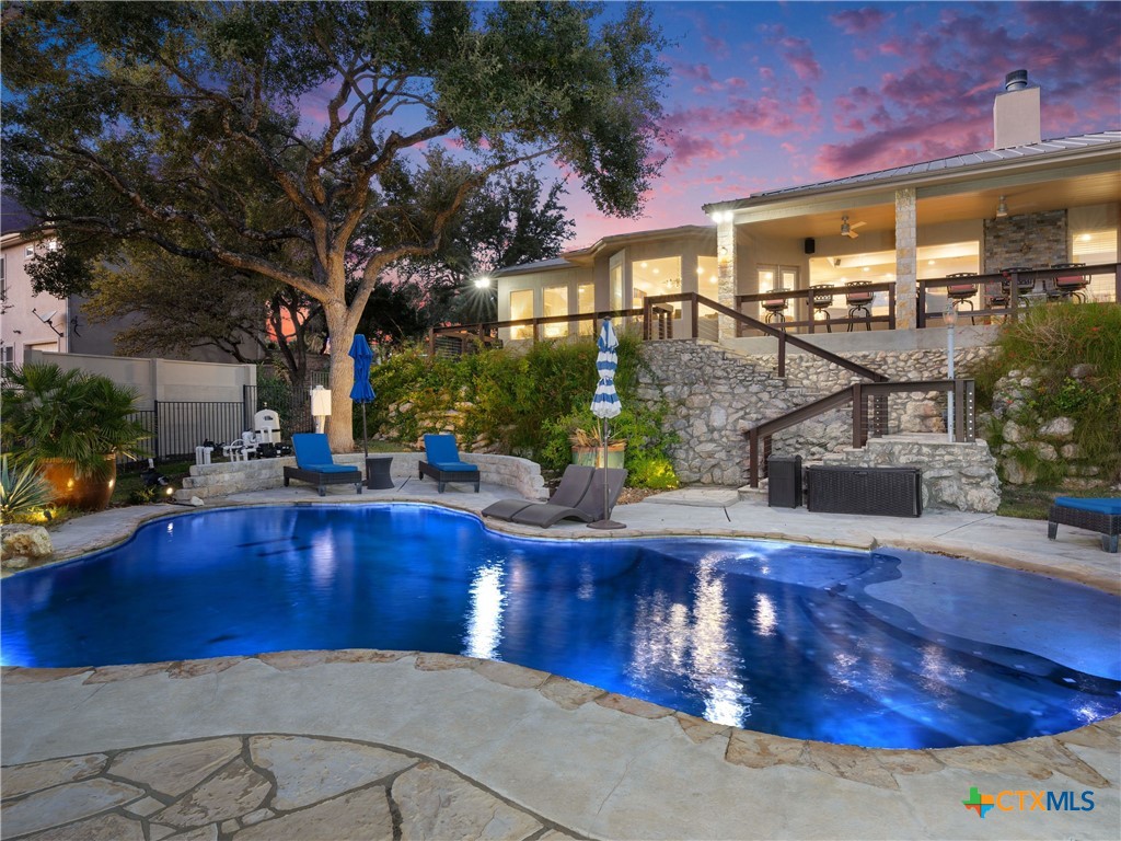 110 Kingsbury, Canyon Lake, TX 78133 — photo 1