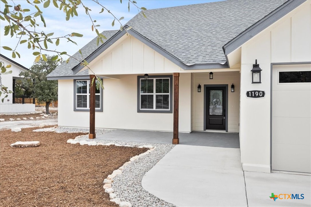 1190 Fernwood Road, Fischer, TX 78623 — photo 1