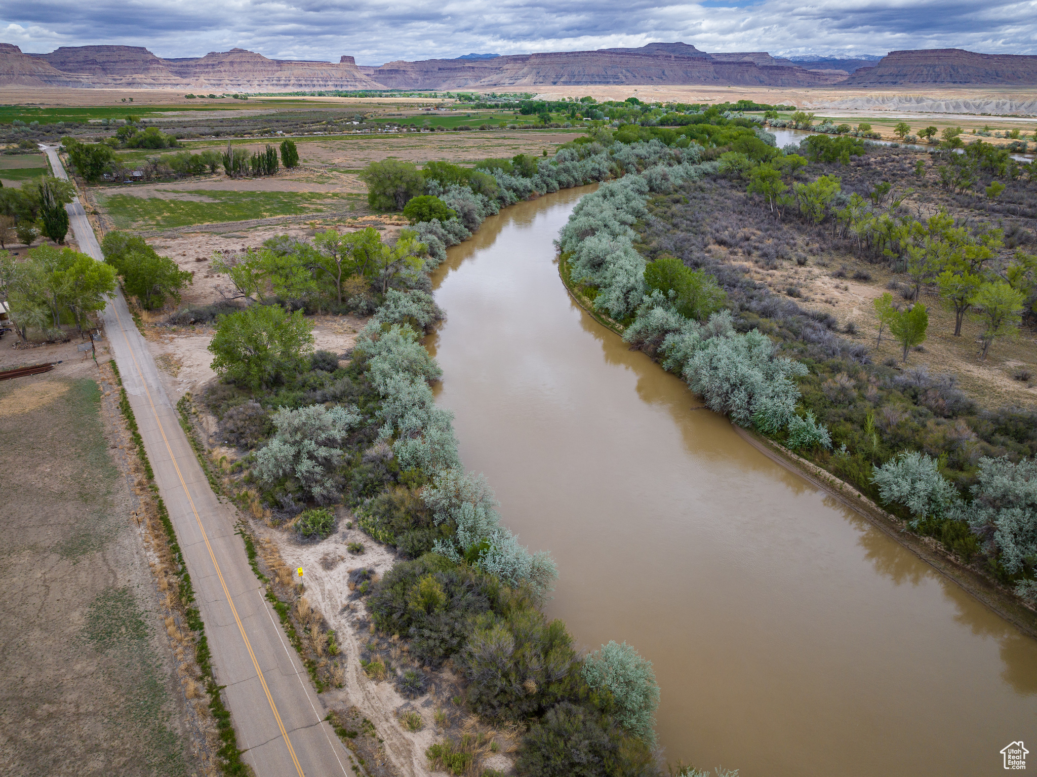 2220 N LONG ST, Green River, UT 84525 — photo 1