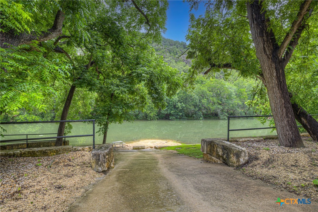 186 River Villas Court, New Braunfels, TX 78132 — photo 1