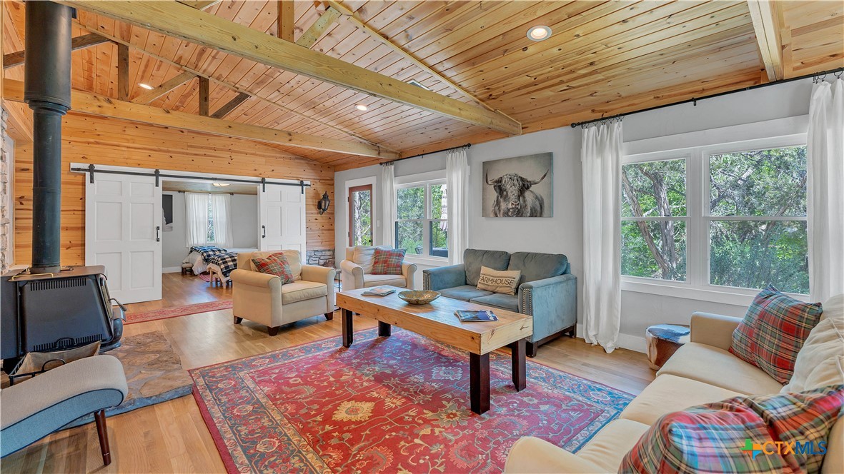 606 Deer Lake Cove, Wimberley, TX 78676 — photo 1