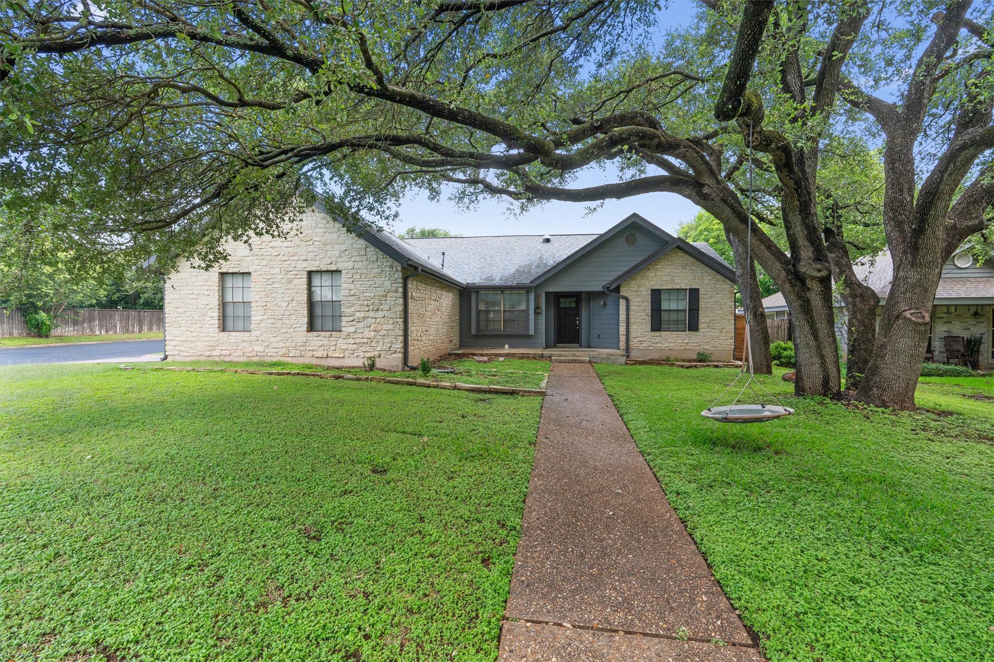312 Susana, Georgetown, TX 78628 — photo 1