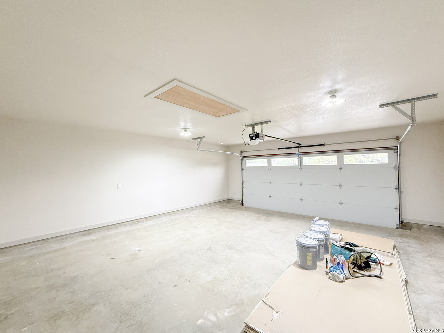 1206 DEVINE DR, , 78016 — photo 1