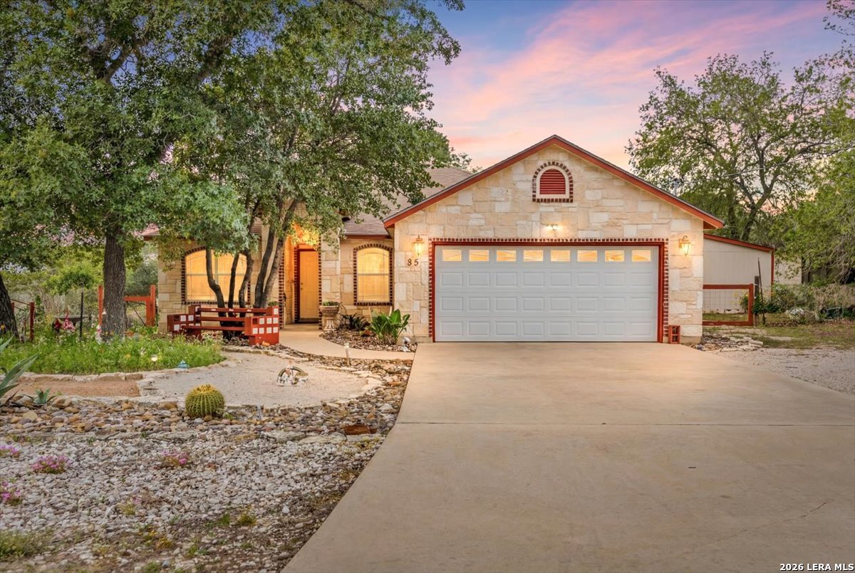 95 Nine Patch, Poteet, TX 78065 — photo 1
