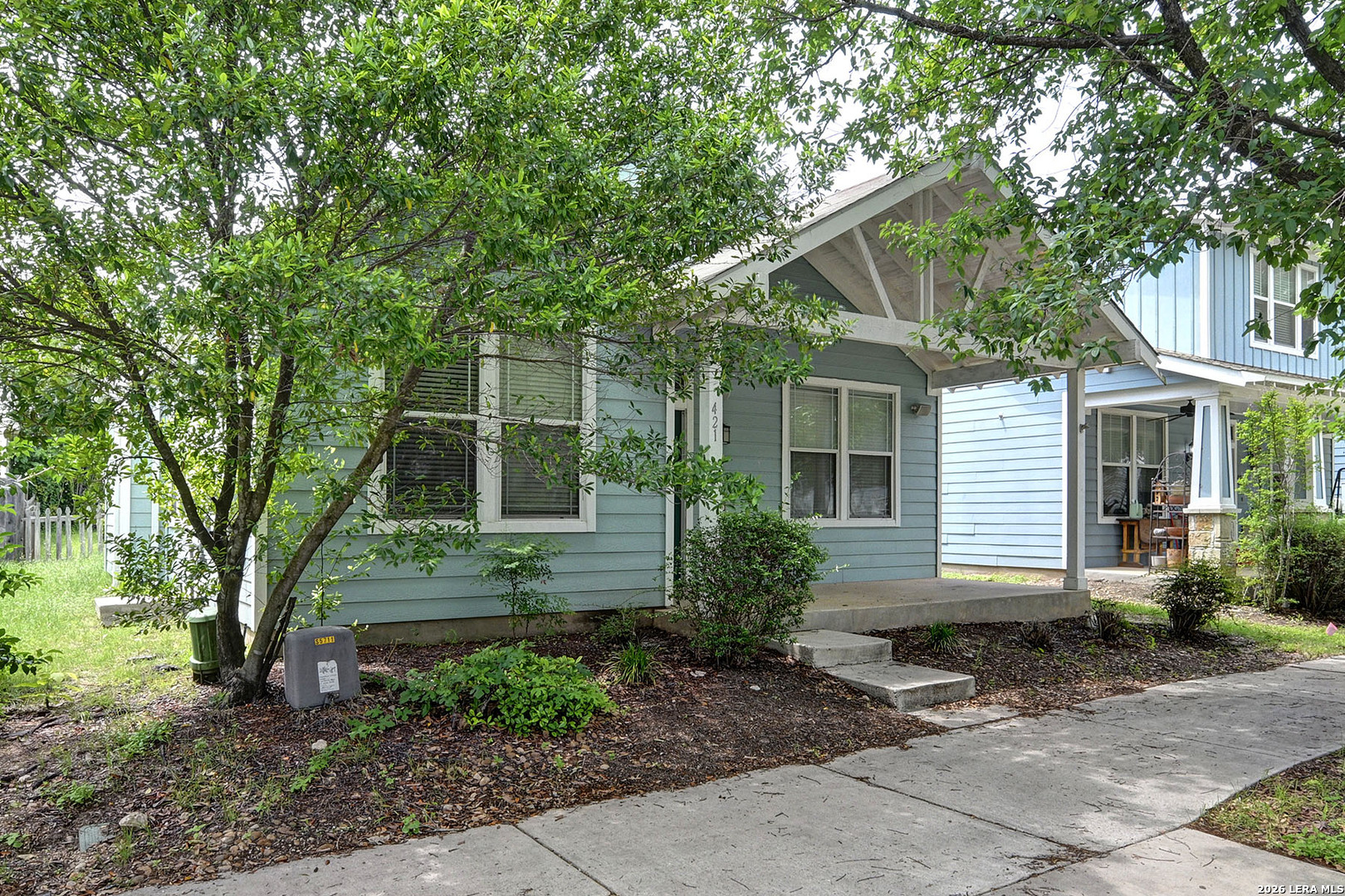 421 Shadowpoint, , 78666 — photo 1