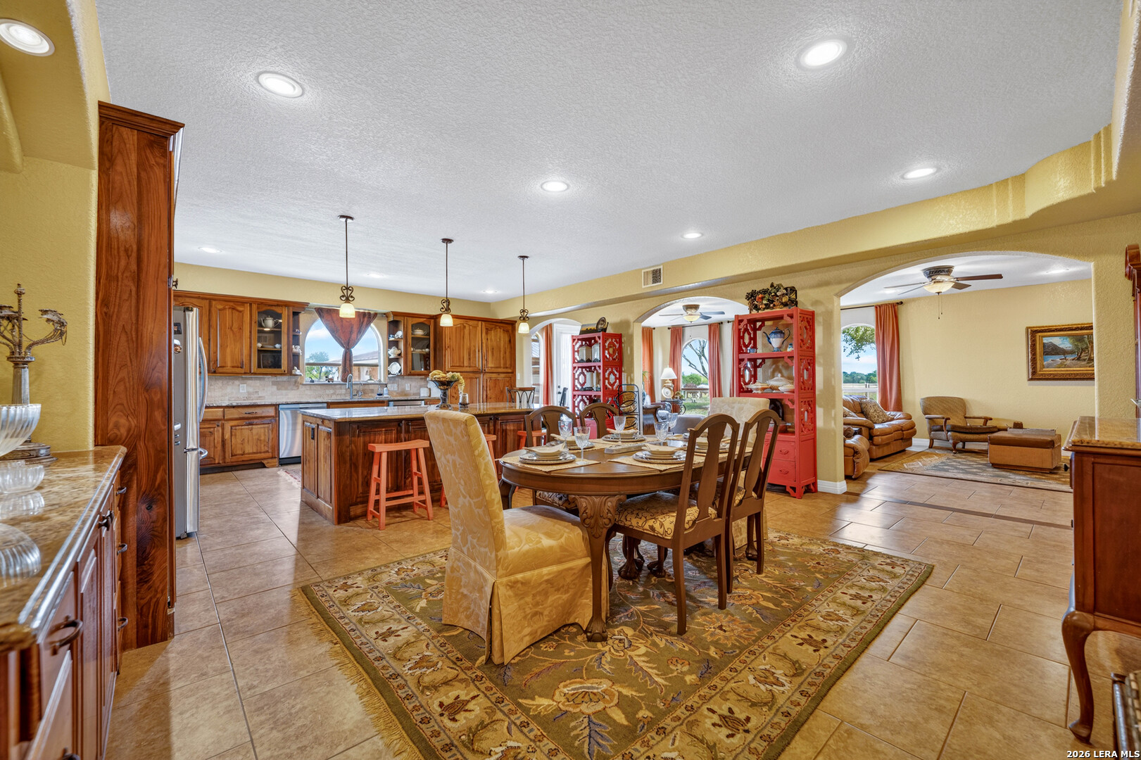 165 Pr 8250, , 78151 — photo 1