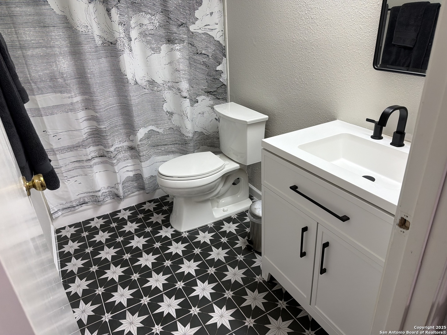 5935 Heather View, ,  78249 — photo 1