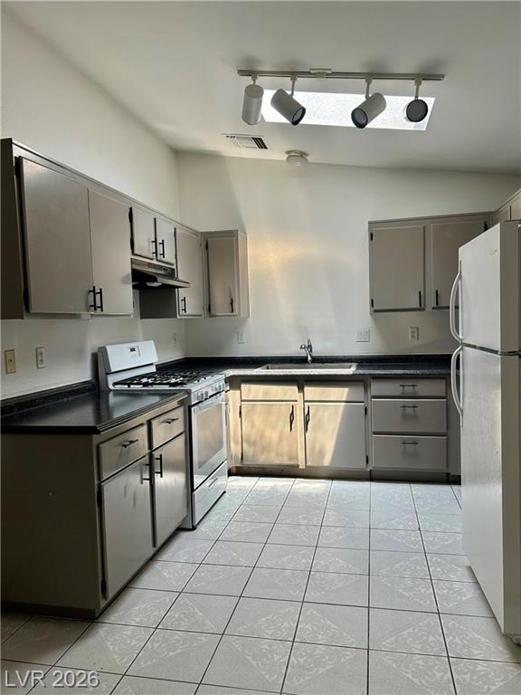 1918  King Hill Street, Las Vegas, NV 89106 — photo 1