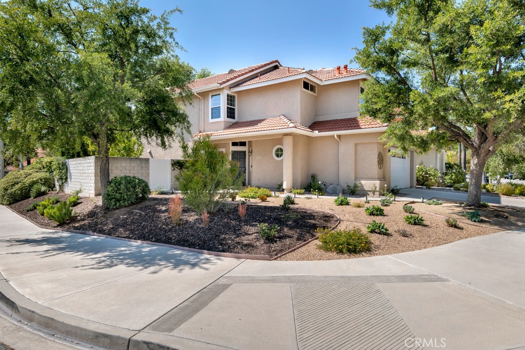 305 Saint Thomas, Oak Park, CA 91377 — photo 1