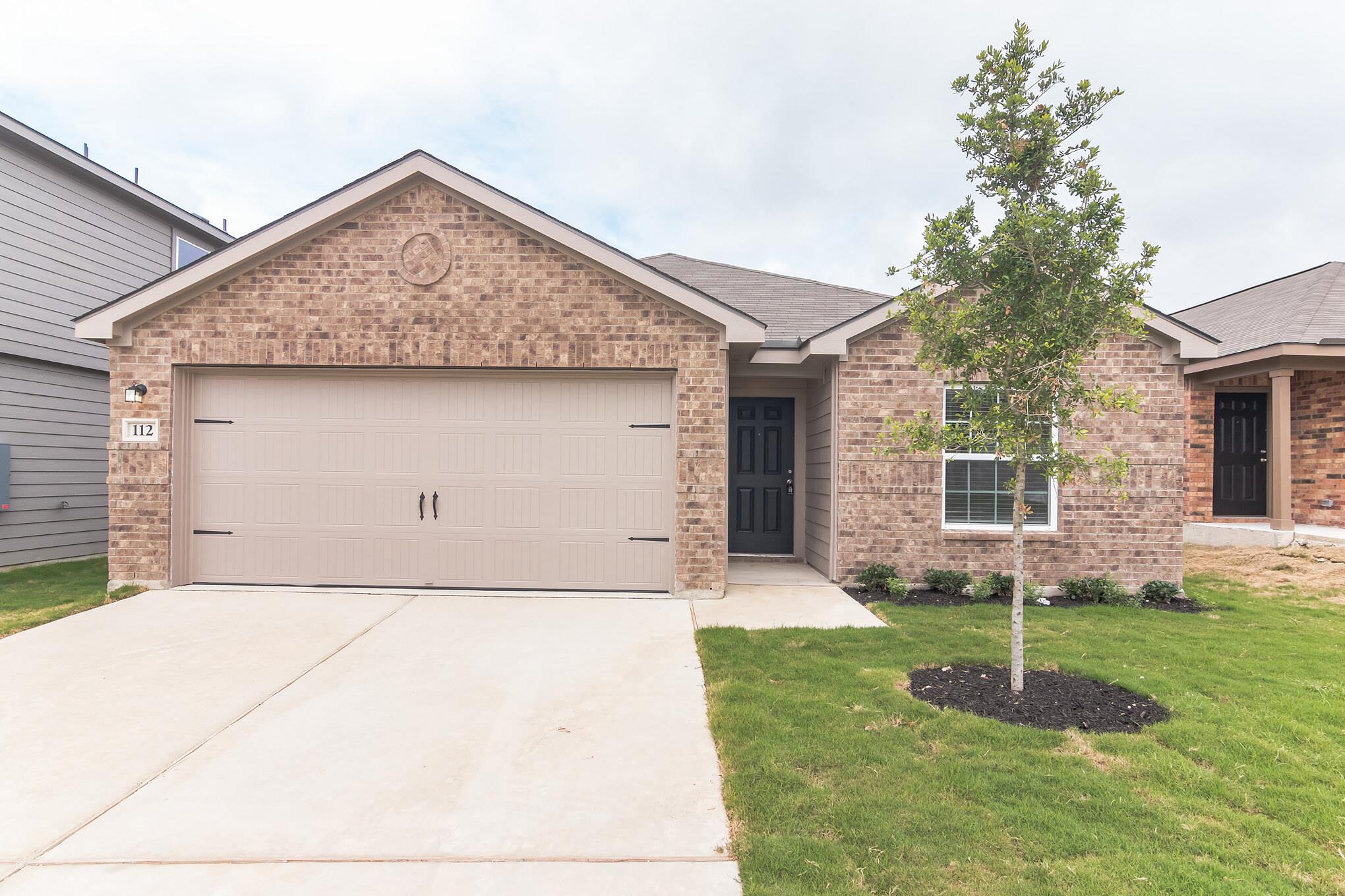 112 Allington, Jarrell, TX 76537 — photo 1