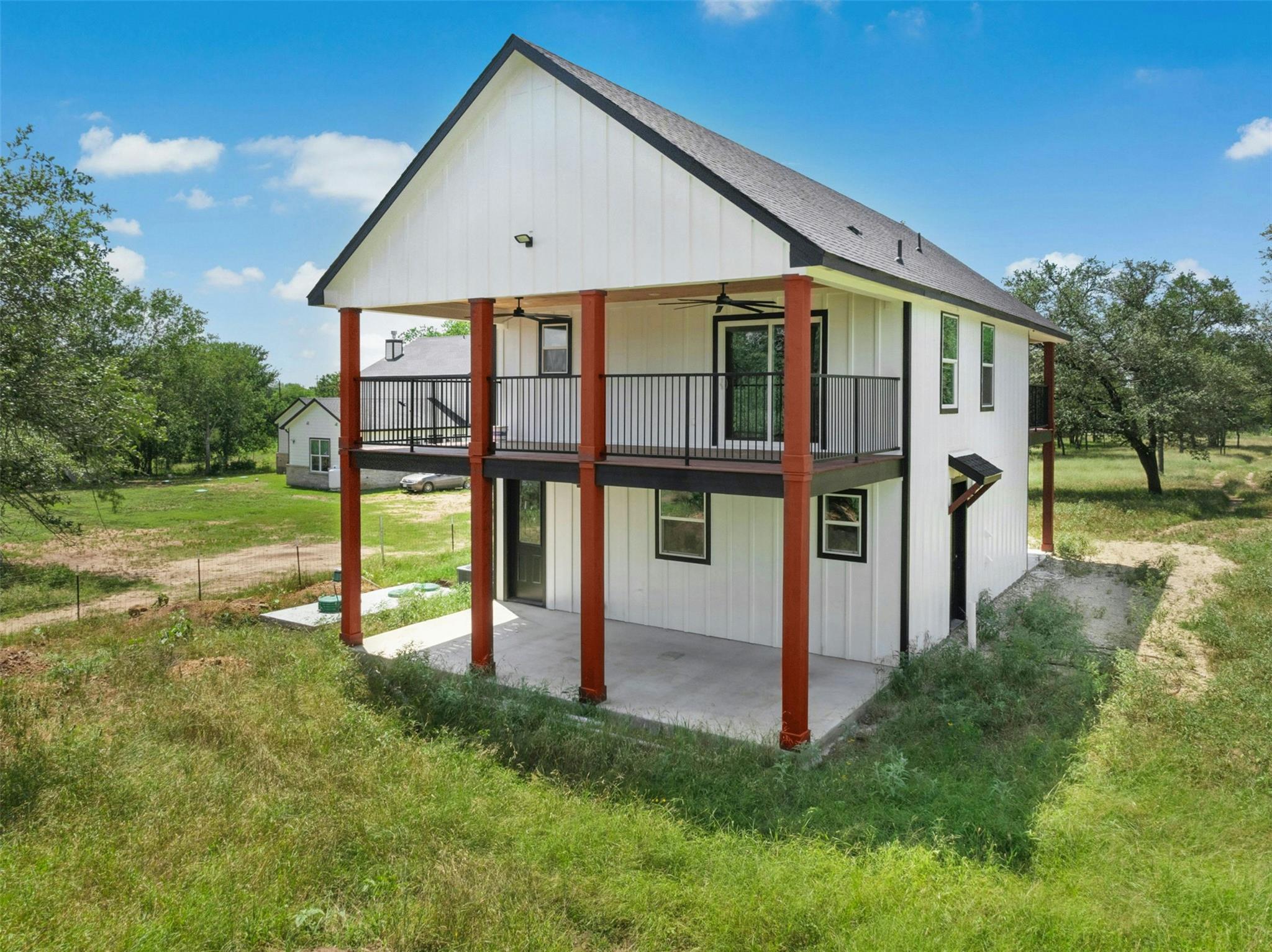 3705 Callihan, Luling, TX 78648 — photo 1