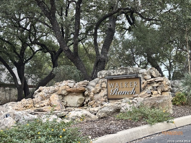 1130 Charlisas, ,  78216 — photo 1
