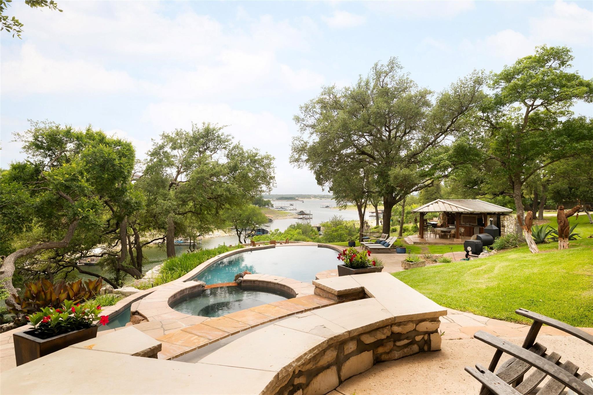 16407 Jackson, Volente, TX 78641 — photo 1