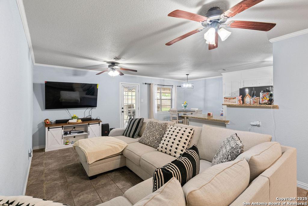 1404 Las Palmas, ,  78102 — photo 1
